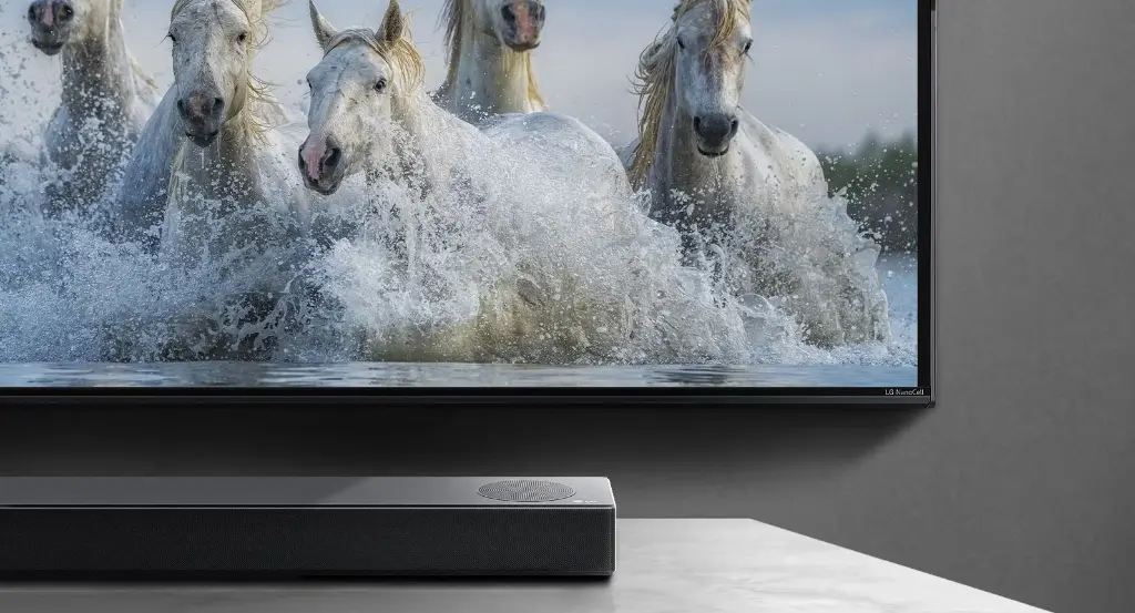 LG 70 inch UR80 Series UHD ThinQ AI webOS Smart TV | 70UR80006LJ