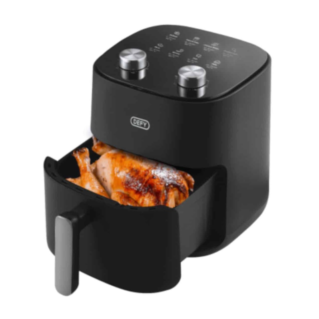  Defy 4.7L Manual Air fryer Black with Silver Accents | DAF2347MB
