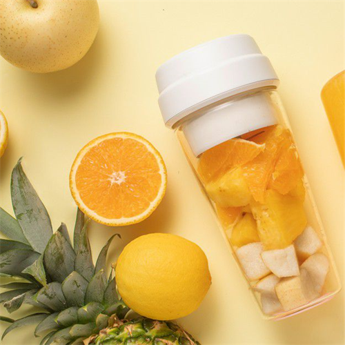 Bennett Read 1000W Nutrition Extractor Juicer | KBD203